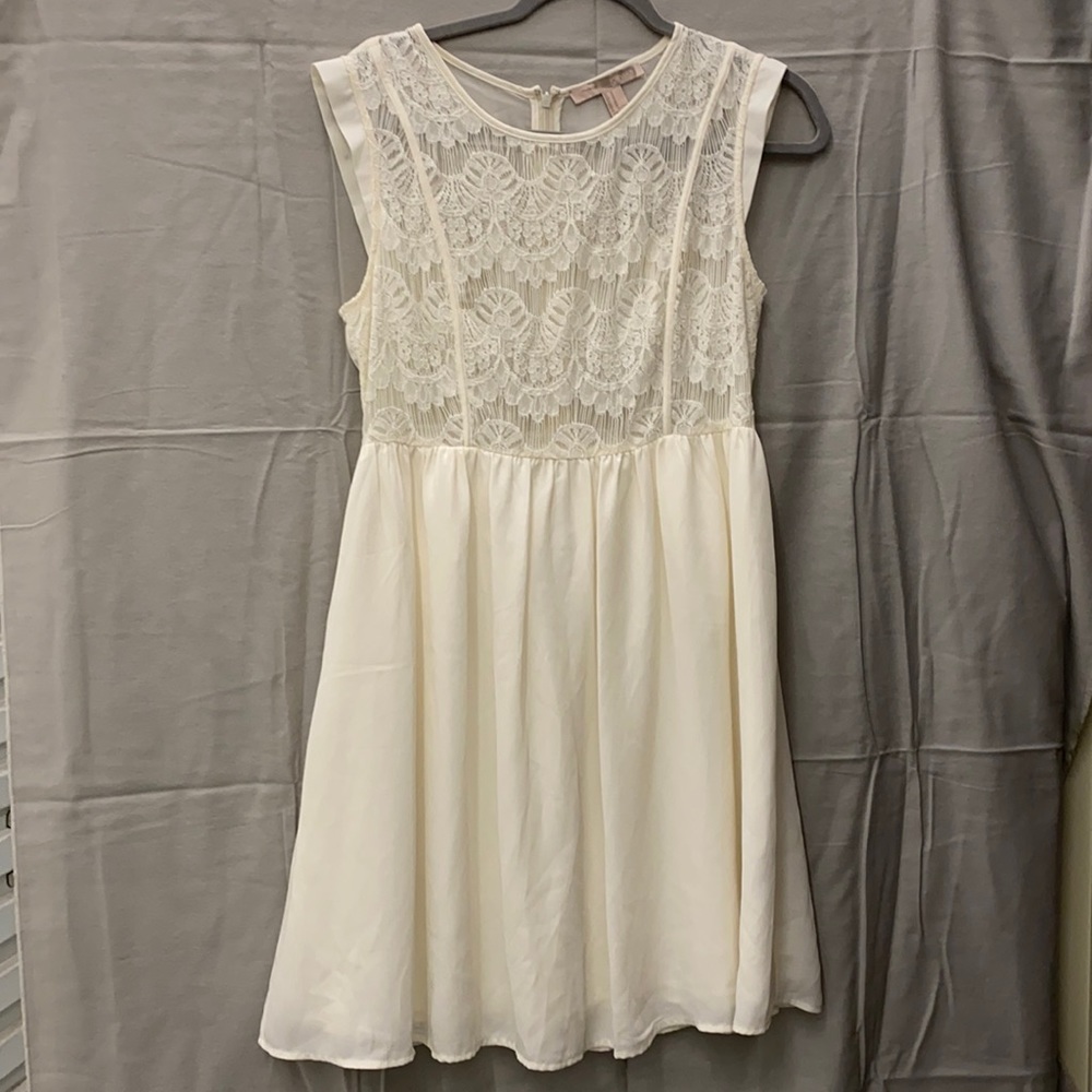 Forever 21 BTS dress size M